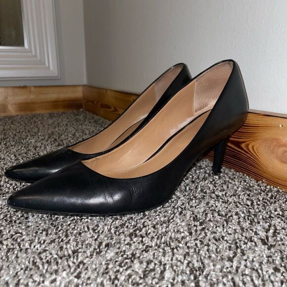 Black Heels  - Picture 4 of 4